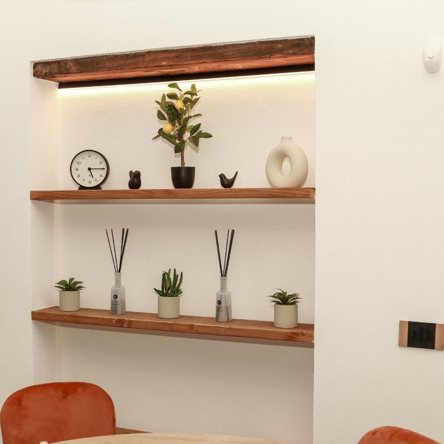 Dislocati Bnb - Jacuzzi Privata - Cucina - Tv60" - Minimal Luxury Marigliano Εξωτερικό φωτογραφία