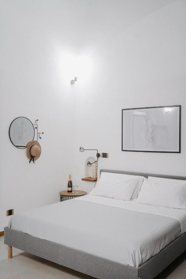 Dislocati Bnb - Jacuzzi Privata - Cucina - Tv60" - Minimal Luxury Marigliano Εξωτερικό φωτογραφία