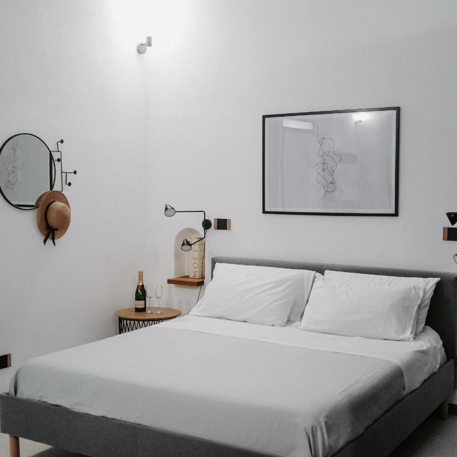 Dislocati Bnb - Jacuzzi Privata - Cucina - Tv60" - Minimal Luxury Marigliano Εξωτερικό φωτογραφία